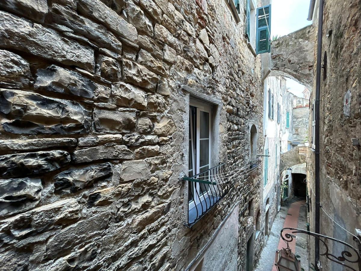 切尔沃La Finestra Sul Borgo住宿加早餐旅馆 外观 照片