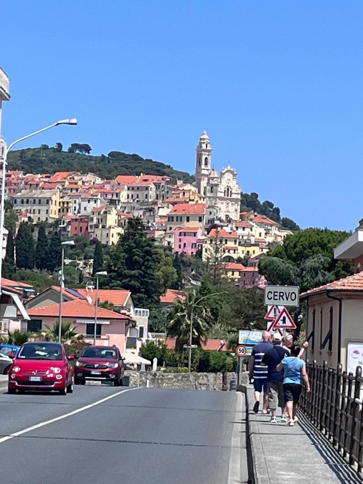 切尔沃La Finestra Sul Borgo住宿加早餐旅馆 外观 照片