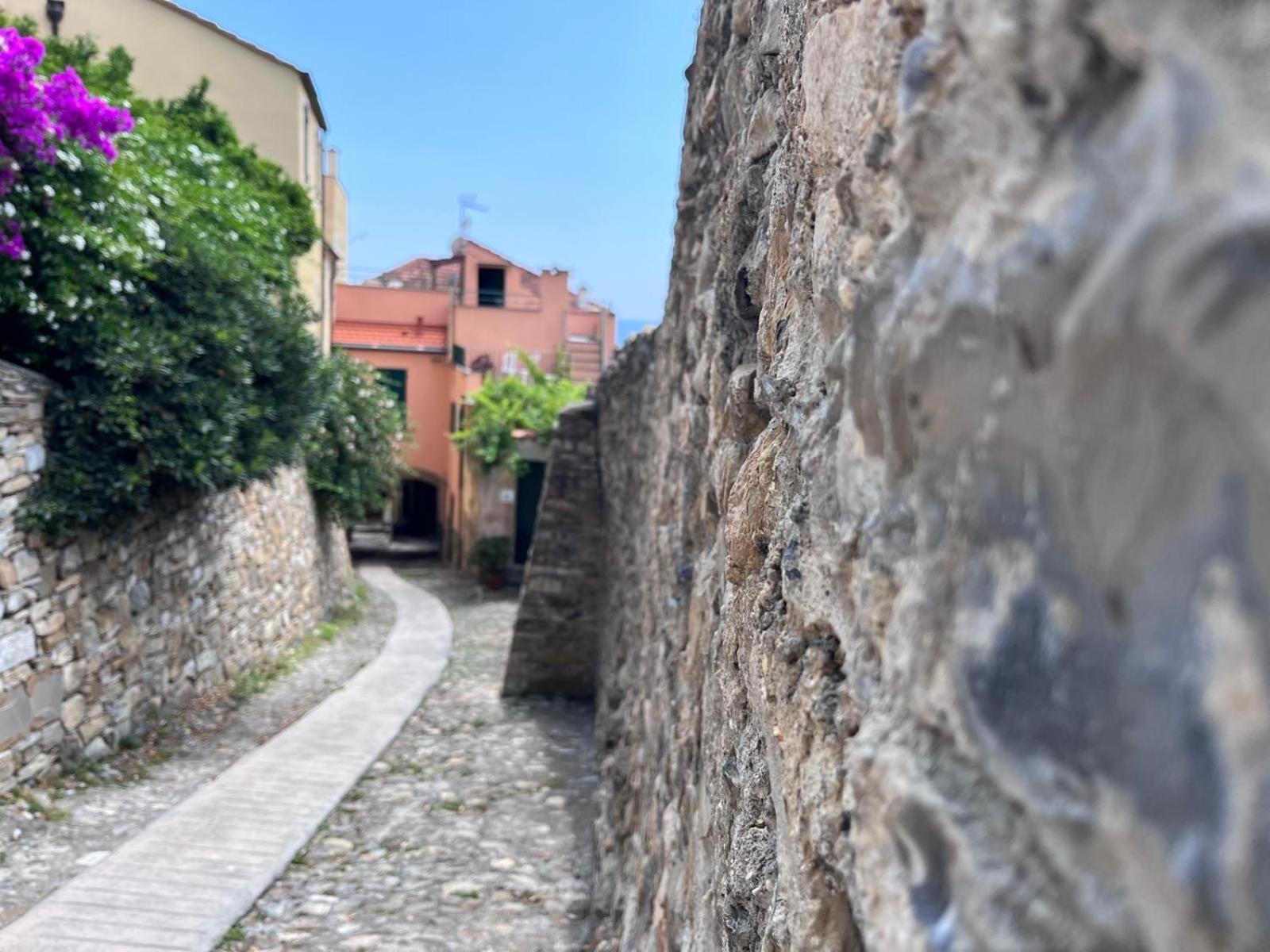 切尔沃La Finestra Sul Borgo住宿加早餐旅馆 外观 照片