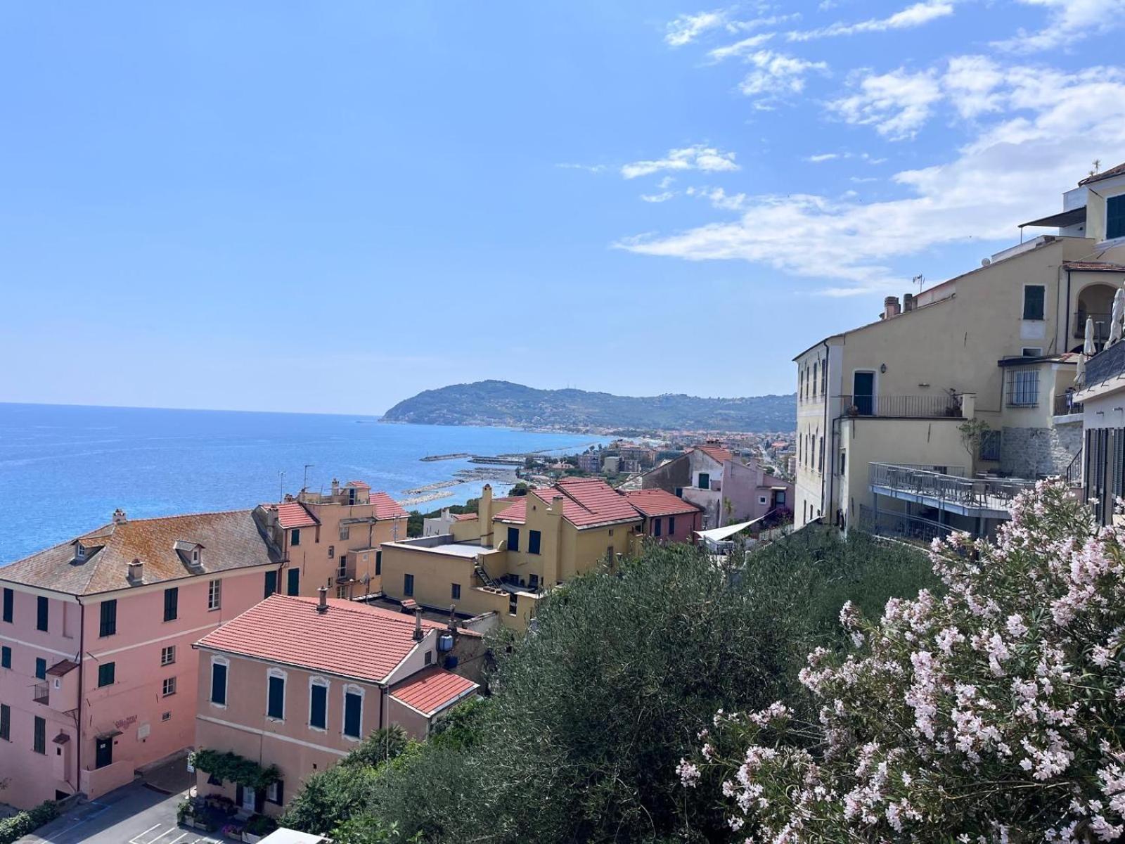 切尔沃La Finestra Sul Borgo住宿加早餐旅馆 外观 照片